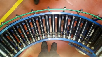 conveyor belt system bend