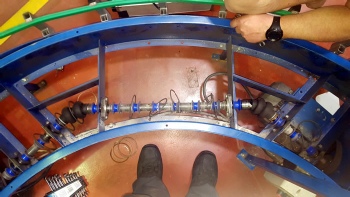 conveyor belt system bend